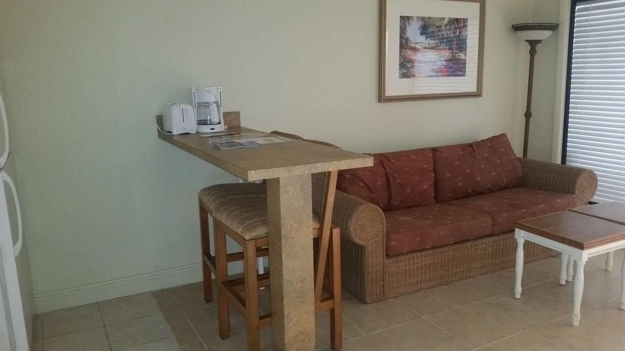 Anna Maria Island Dream Inn โฮล์มส์ บีช ภายนอก รูปภาพ