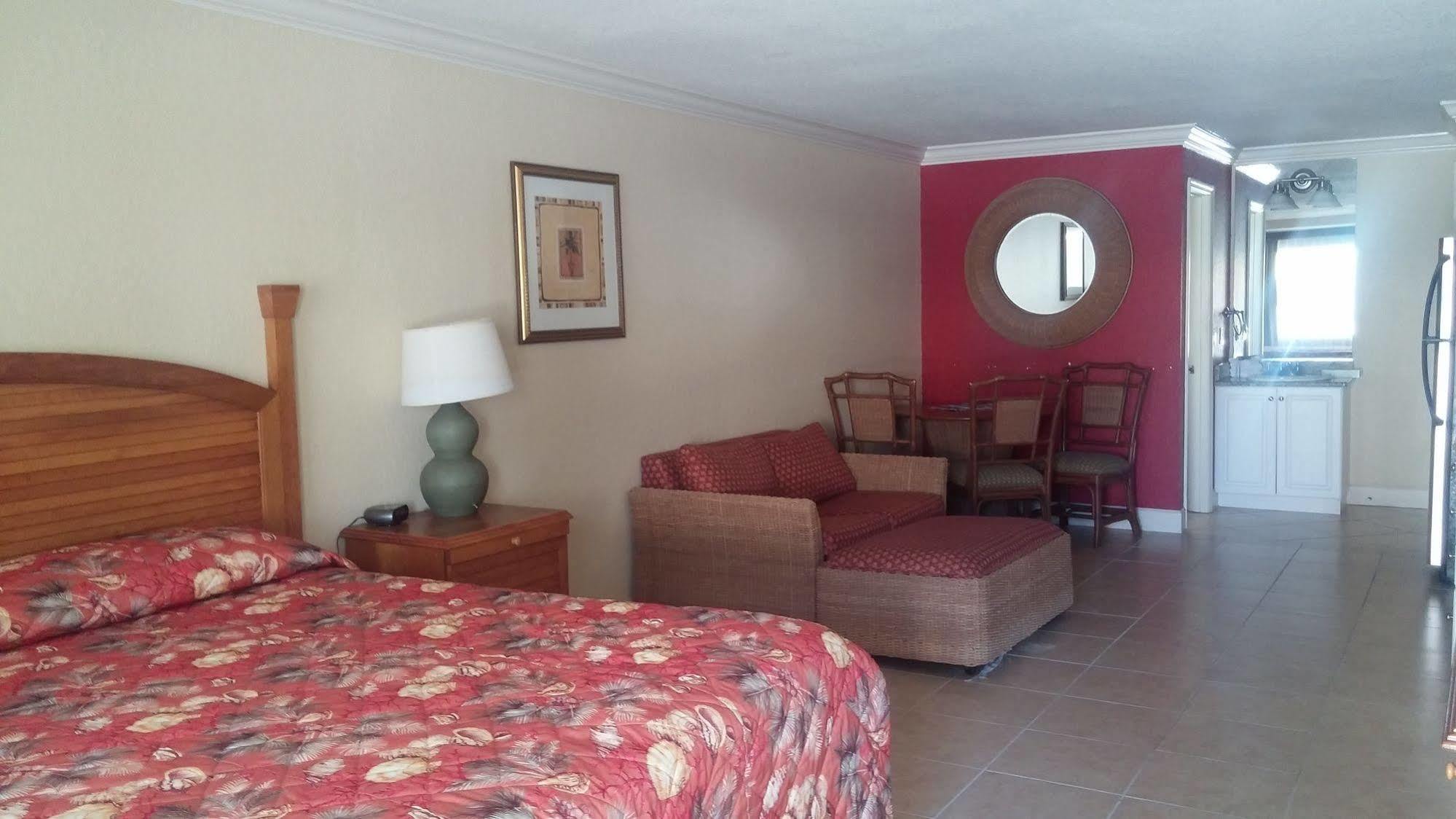 Anna Maria Island Dream Inn โฮล์มส์ บีช ภายนอก รูปภาพ