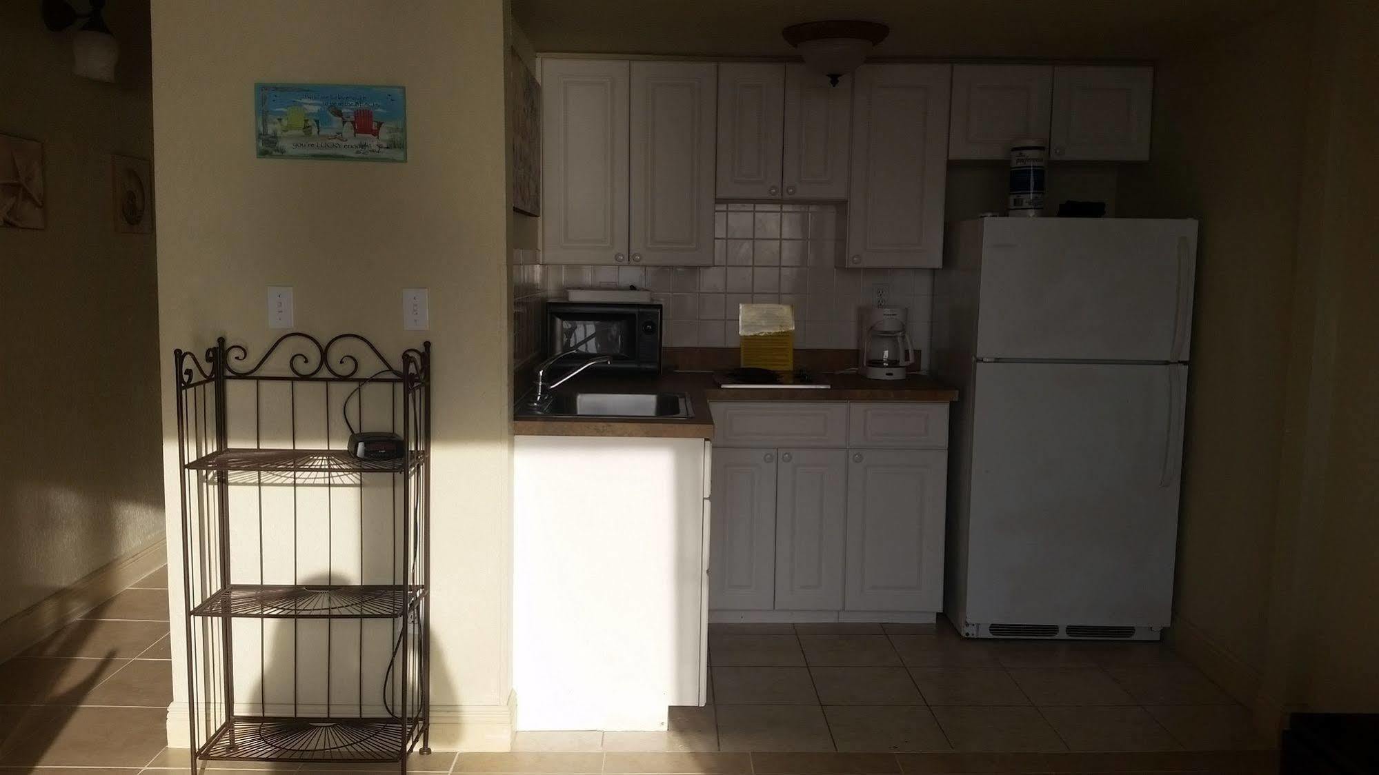 Anna Maria Island Dream Inn โฮล์มส์ บีช ภายนอก รูปภาพ